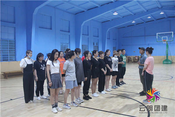南京室內(nèi)拓展訓(xùn)練—碧蓮堂拓展培訓(xùn)活動(dòng)