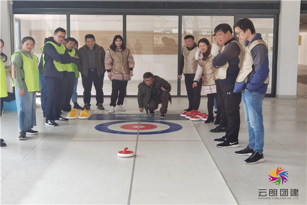 南京室內(nèi)新型主題團建活動