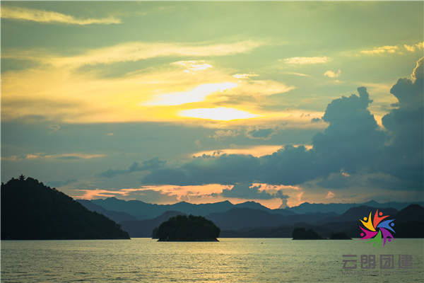南京旅游團(tuán)建——宜融網(wǎng)千島湖拓展活動