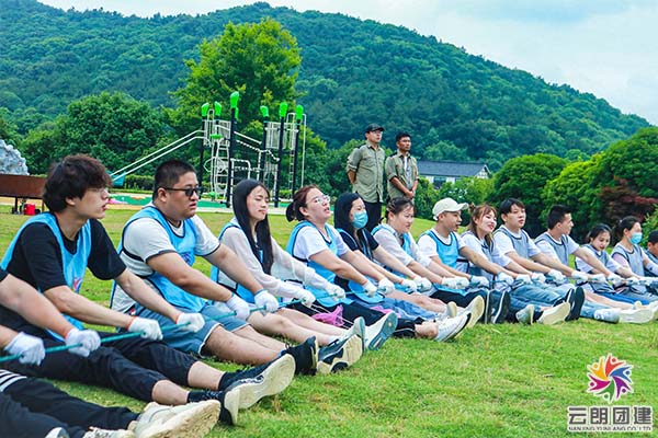 南京拓展訓練—誠易融戶外團建活動