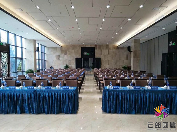 鎮(zhèn)江拓展團(tuán)建基地—途居圌山露營地