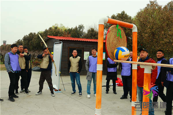 南京主題團(tuán)建|巨人捕手拓展團(tuán)建活動